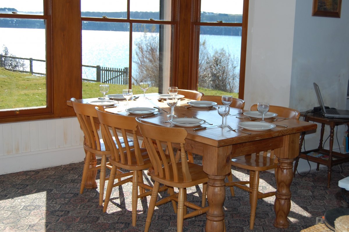 Musselwick - The Bungalow dining area with amazing views